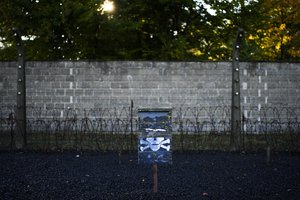 Vokietijoje prieš teismą stoja 100 metų sulaukęs buvęs nacių sargybinis