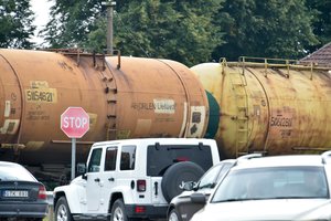 Naftos kainos toliau mažėja: kas tam turėjo įtakos