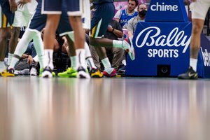 Griežtas Toronto valdžios sprendimas: vakcinos atsisakę ir karantiną pažeidę NBA žaidėjai gali atsidurti už grotų