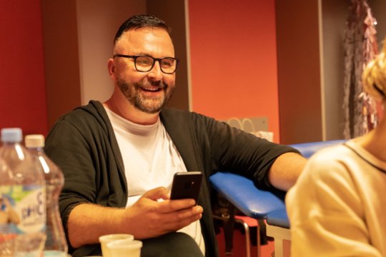 „Kaukių“ stilistas Ruslanas Rybakovas atskleidė, kaip garsenybės slepiasi po kostiumais