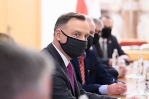 Lenkijos prezidentas ragina ES sustabdyti migrantus „stumiančią“ Baltarusiją