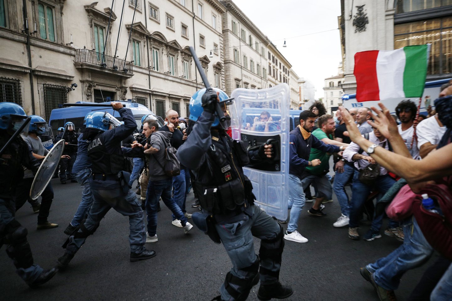 Protestas Romoje.<br>AP/Scanpix nuotr.