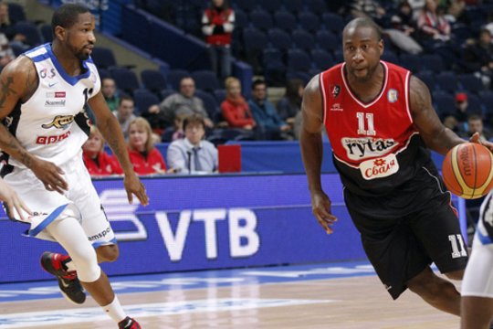 Už sukčiavimo schemą sulaikyta 18 buvusių NBA krepšininkų – tarp jų ir buvęs „Ryto“ legionierius