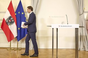 Austrijos URM vadovas turėtų pakeisti S. Kurzą kanclerio poste 