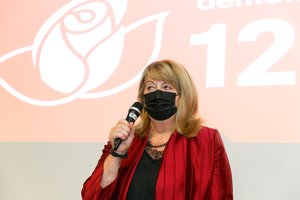 Reitingų lentelėje pirmauja socialdemokratai, antri – konservatoriai