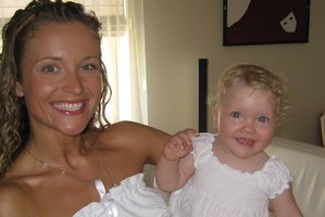 Šokėjos Editos Gozzoli šeimoje – šventė: laukia vakarėlis namuose su pirtimi ir šildomu baseinu