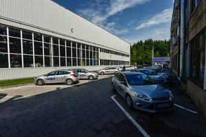 Stebisi, kaip tampama vairavimo instruktoriumi: per 23 metus sistema net nepasikeitė 