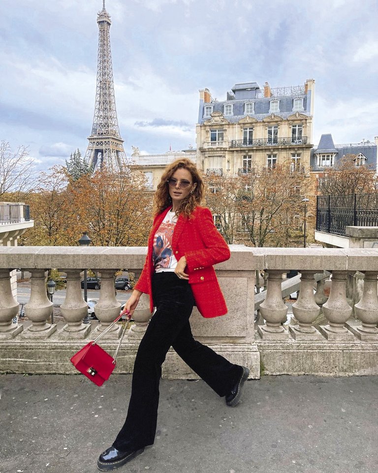 Televizijos laidų vedėja Dalia Belickaitė pasinėrė į Paryžiaus šurmulį.<br> Asmeninio albumo nuotr.