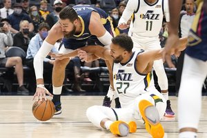 R. Goberto stabdyti nesugebėjęs J. Valančiūnas kartu su „Pelicans“ patyrė triuškinantį pralaimėjimą