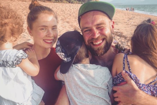 Žmonai karjerą leidęs daryti Simonas Urbonas: mane vadino boba ir namų šeimininke