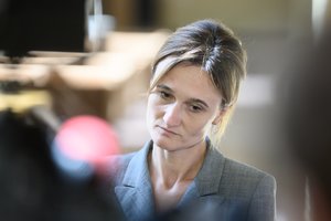 Parlamentarai ėmėsi taisyti Pagalbinio apvaisinimo įstatymą