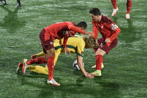 Po pergalės svaigulio – sugrįžimas į realybę: šveicarai sutriuškino Lietuvos futbolininkus