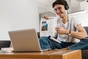 Lietuvių kalbos mokytojas. Hibridinis mokymas(is) – kaip iš mokslinės fantastikos romano