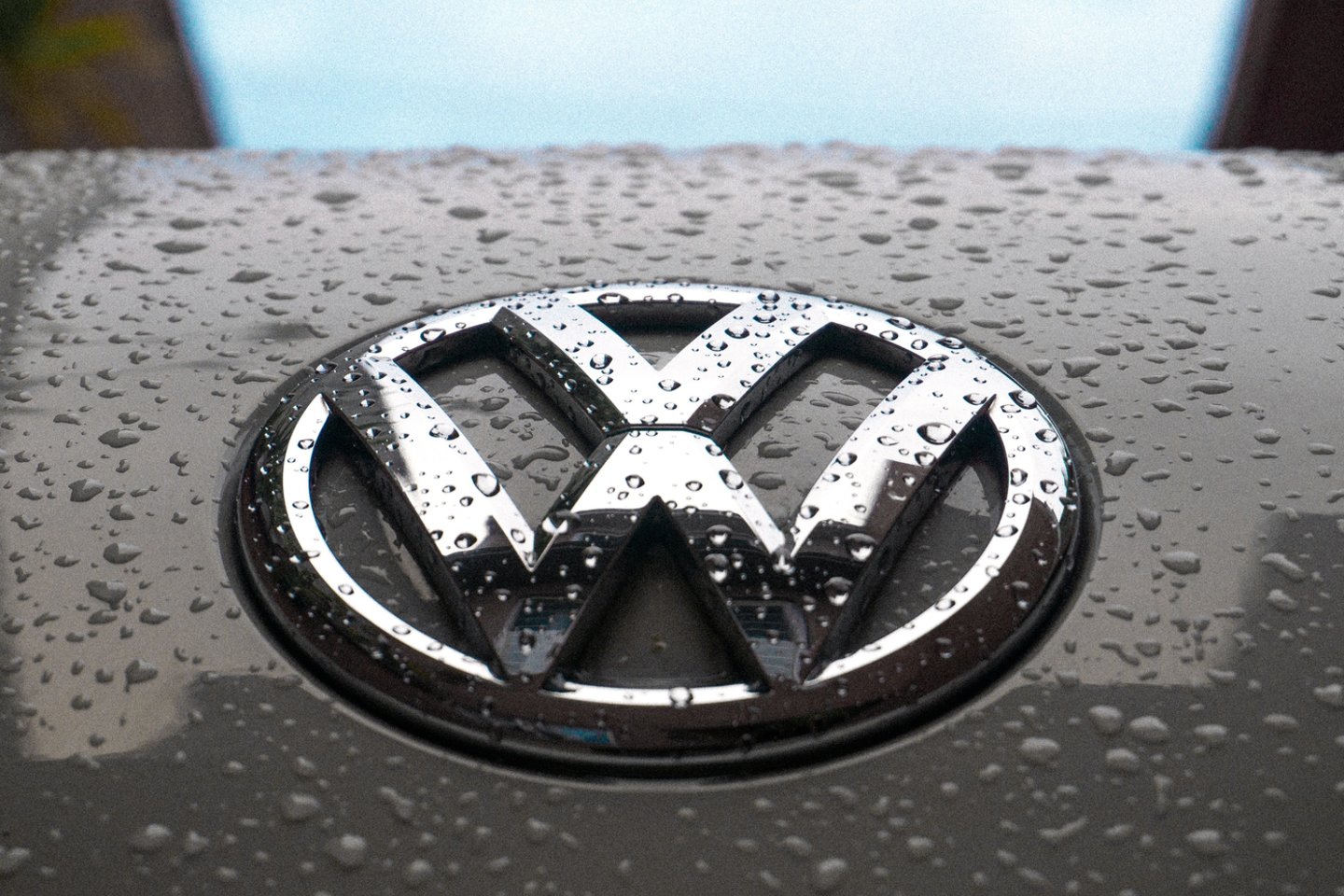 Vokietijos automobilių gamybos milžinės „Volkswagen“ aukšto rango šaltiniai paneigė žiniasklaidoje pasirodžiusius pranešimus.<br>www.unsplash.com nuotr.