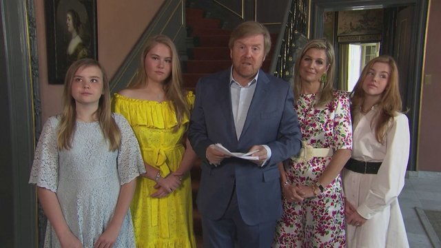 Nyderlandų premjeras: tos pačios lyties santuoka nuo šiol galima ir karališkajai šeimai