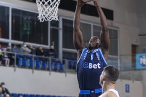 Puikiai sezoną pradėjusi „Jonava“ KMT pirmenybėse nugalėjo Kėdainių „Nevėžį“