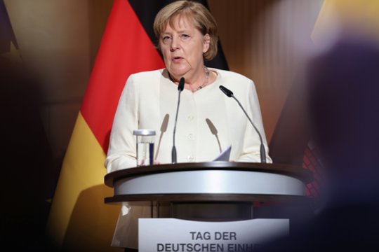 A. Merkel konservatoriai pagal populiarumą nusirito iki žemiausio lygio