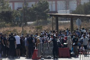 Prie Ispanijos krantų aptikti dar keturių migrantų kūnai, 17 žmonių tebėra dingę