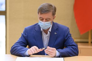 S. Skverneliui oficialiai paskelbus apie naują partiją – R. Karbauskio reakcija: konkurencijos nemato