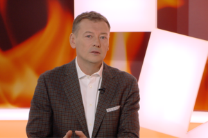 Kainų paradoksas: prekės smarkiai brangsta, bet jų trūksta kaip sovietmečiu