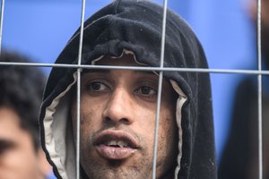 L. Lančinskas: migrantų prašymai grįžti į kilmės šalį gaunami kiekvieną dieną