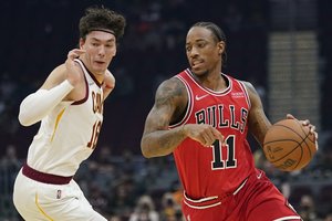 Pas A. Karnišovą atsidūręs D. DeRozanas prakalbo derybas su kitu klubu: meluočiau, jei sakyčiau, kad nenoriu ten žaisti