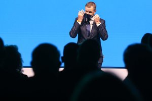 G. Landsbergio smūgis: Lietuva nori stabdyti į Minską skraidančių avialinijų nusileidimą ES