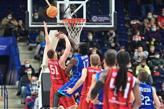 Pergalingas žybsnis Vilniuje – „Rytas“ tolimais metimais apakino titulą ginantį „San Pablo“ klubą