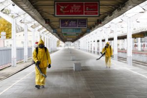 Rusijoje skelbiama nedarbo savaitė COVID-19 atvejų skaičiaus augimui stabdyti