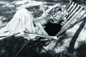 Performansų kūrėja Monika Dirsytė savo savaitgalius skiria dukrai