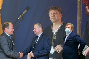 Valstiečių lyderio rinkimuose – mįslės: kas tikrasis šio spektaklio režisierius?