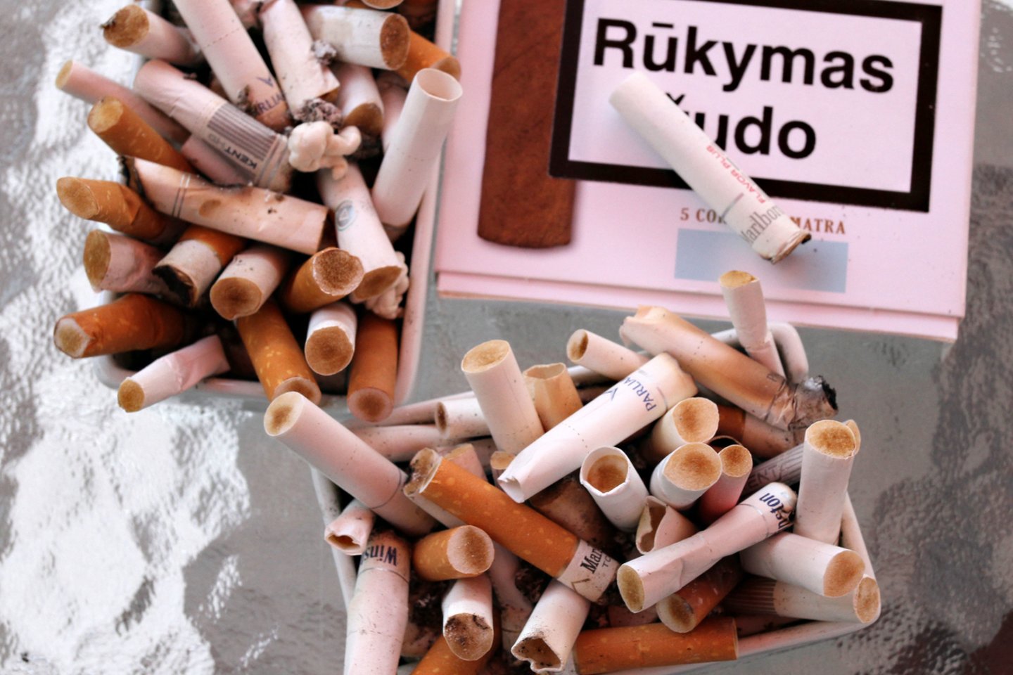 Cigaretė, cigaretės, nuorūkos, rūkymas žudo, plaučių vėžys<br>M.Patašiaus nuotr.