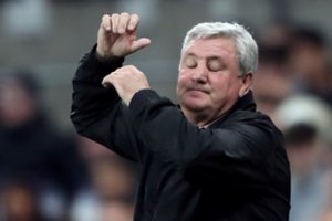 Iš „Newcastle United“ atleistas S. Bruce’as: „Buvo sunku būti vadinamu taktikos neišmanančiu kopūstgalviu“