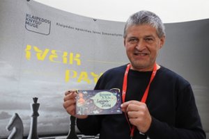 Muzikiniame albume – žinomų vyrų dainuojamos lopšinės 