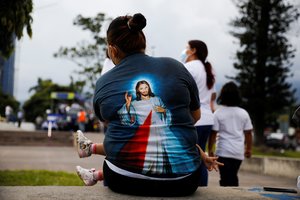 Salvadoro Kongresas paliko galioti abortus visiškai draudžiantį įstatymą