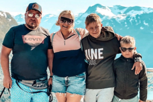 Žaneta apie motinystę Norvegijoje: didžiausias skirtumas, kad vaikai į mokyklą čia eina su džiaugsmu