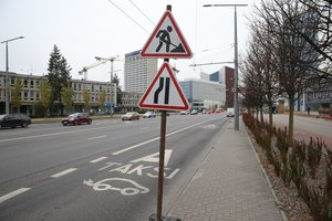 Atidžiais stebėkite ženklus – sostinės Konstitucijos prospekte savaitę važiuosime kitaip