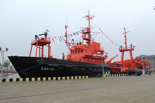 Kariuomenė turėtų rengti naują gelbėjimo laivo konkursą