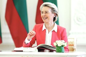 Iš EK pirmininkės lūpų – žinutė ir Lietuvai: blokas neskirs lėšų „aštriai vielai ir sienoms“ pasienyje