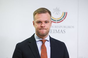 G. Landsbergis įspėjo kai kuriuos Lietuvos politikus: „Nepamirškite nusišluostyti rankų, nes jos yra kruvinos“