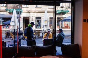 COVID-19 užsikrėtimų skaičiai auga, bet 14 Lietuvos savivaldybių padėtis kiek kitokia