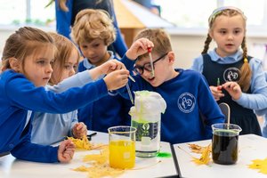 Ženklai, kada vaikui keisti mokyklą: pataria nelaukti naujų mokslo metų