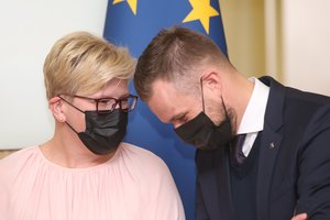 Įvertino pirmuosius šios valdžios valdymo metus: „mirtinų šūvių“ nepaleido, tačiau prognozuoja didžiojo sprogimo metus