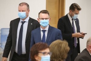Prabilo apie A. Dulkio atleidimą jį paaukštinant: sako, kad tokį triuką palaimintų ir G. Nausėda