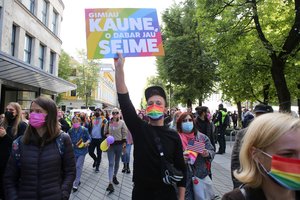 Aiškėja, kaip atrodys į Seimą sugrįšiantis Partnerystės įstatymas: 20 politikų sieks palenkti į savo pusę