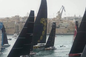 Po ekstremalių buriavimo lenktynių aplink Sicilijos salą – „Ambersail 2“ įgula finišo liniją fiziškai kirto penkta