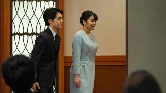 Japonijos princesės santuoka patenkinti ne visi: tuoktuvių dieną gyventojai surengė protestą