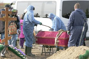 Pandemijos valdymas sulaukė griežtos kritikos: pasaulis nepasimokė iš klaidų