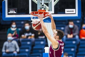 Jau ketvirtį amžiaus trunkantis bendradarbiavimas – „Kalnapilio-Tauro grupė“ pratęsė „Lietkabelio“ rėmimą