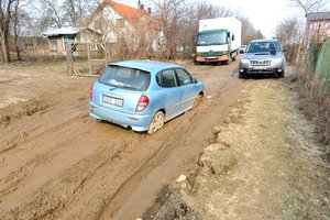 Socialdemokratai: trečdalis kelių Lietuvoje – apgailėtinos būklės